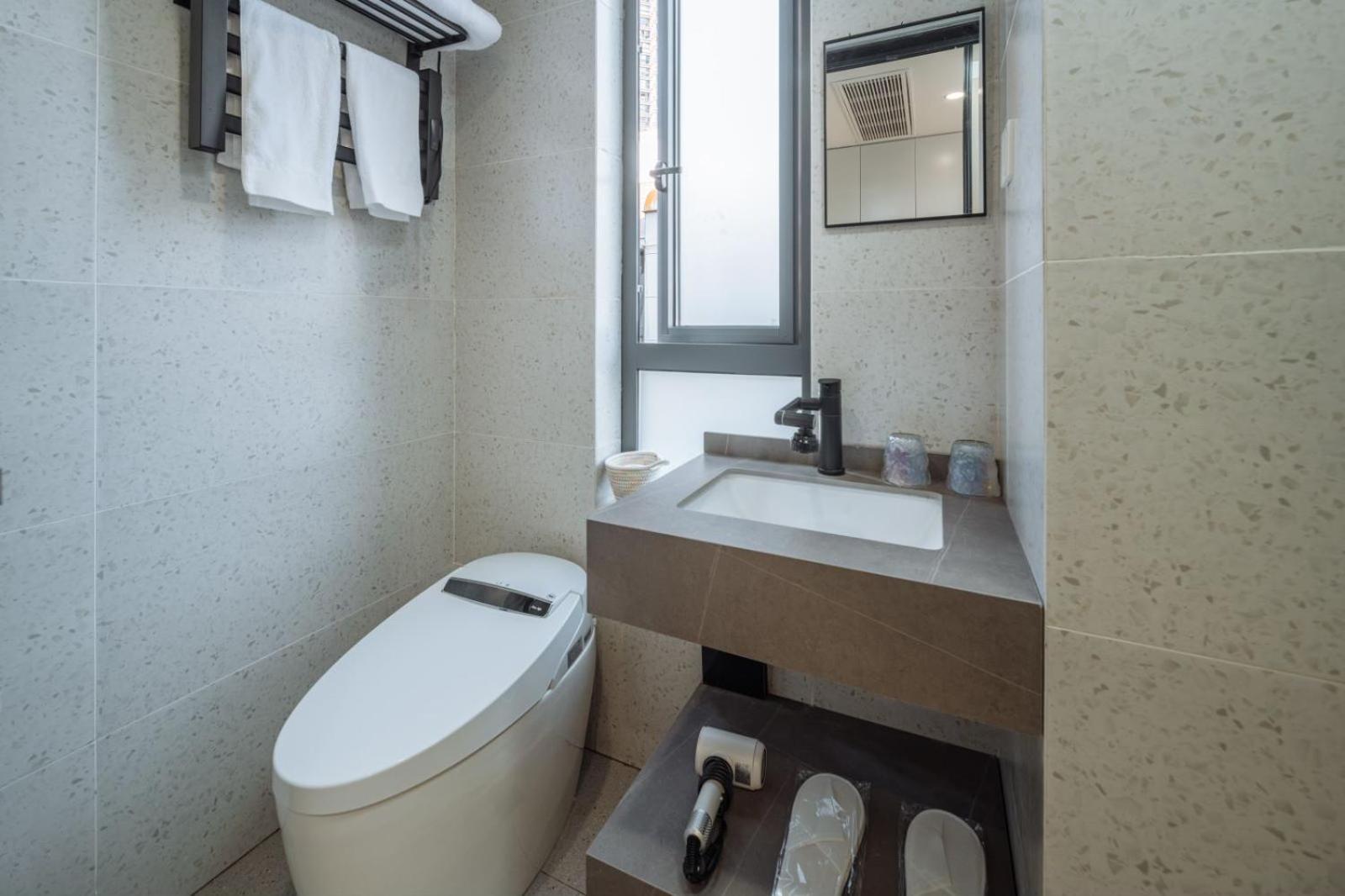 Ketangjian Hotel - Shanghai Railway Station Baoshan Road Subway Station Екстериор снимка